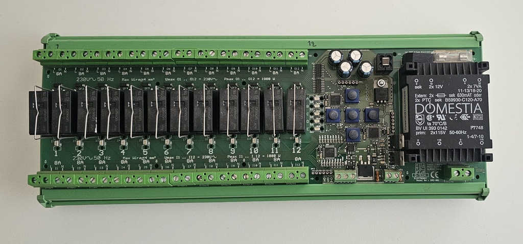 Domestia - Uitbreidingsmodule met 4 op afstand dimbare uitgangen (4x0/1 - 10V) gebruikt (kopie)