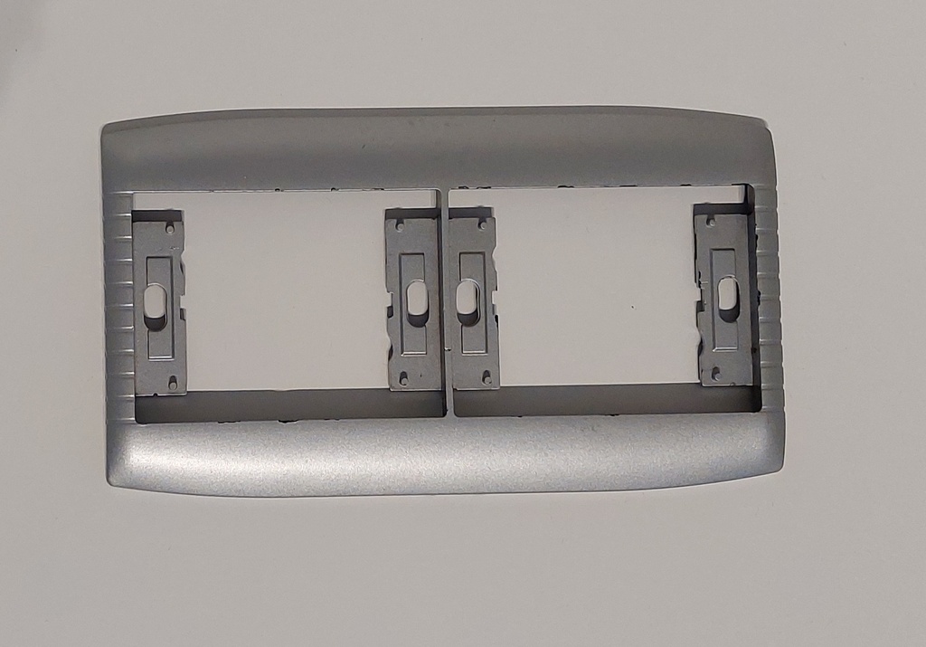 da Vinci Sterling tweevoudige afdekplaat horizontaal centerafstand 71mm (gebruikt)