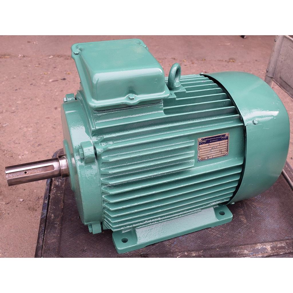 motor nr3 VEM 380v 3f 10pk 7.5kw 955tmin (kopie)