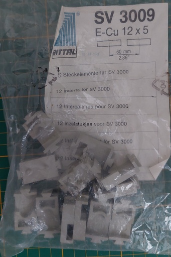 [SV3009] 12 X insteekelementen voor SV 3000 E-CU 12x5 RAL 7035